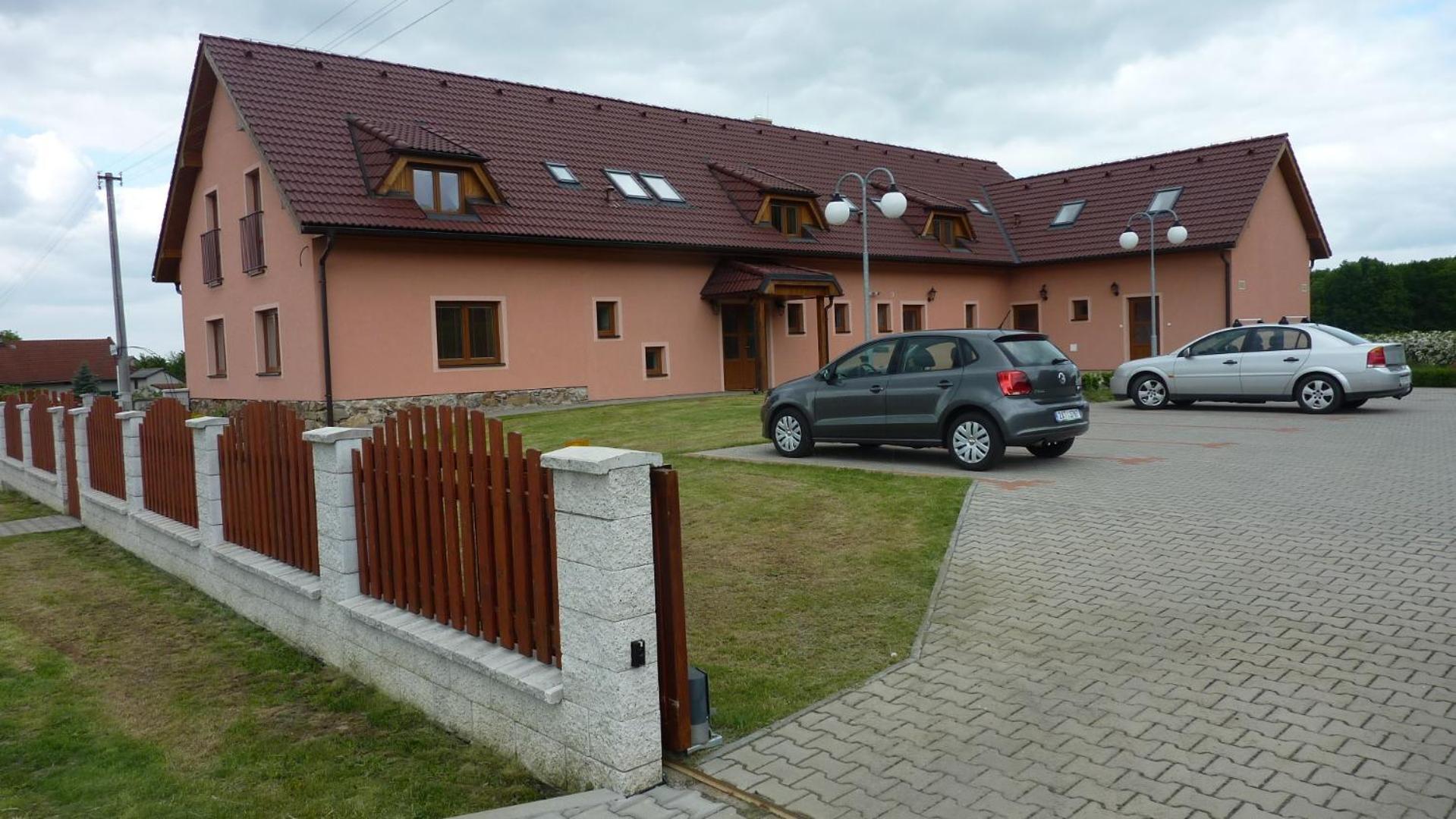 Třemošnice 斯拉瓦卡旅馆酒店 外观 照片